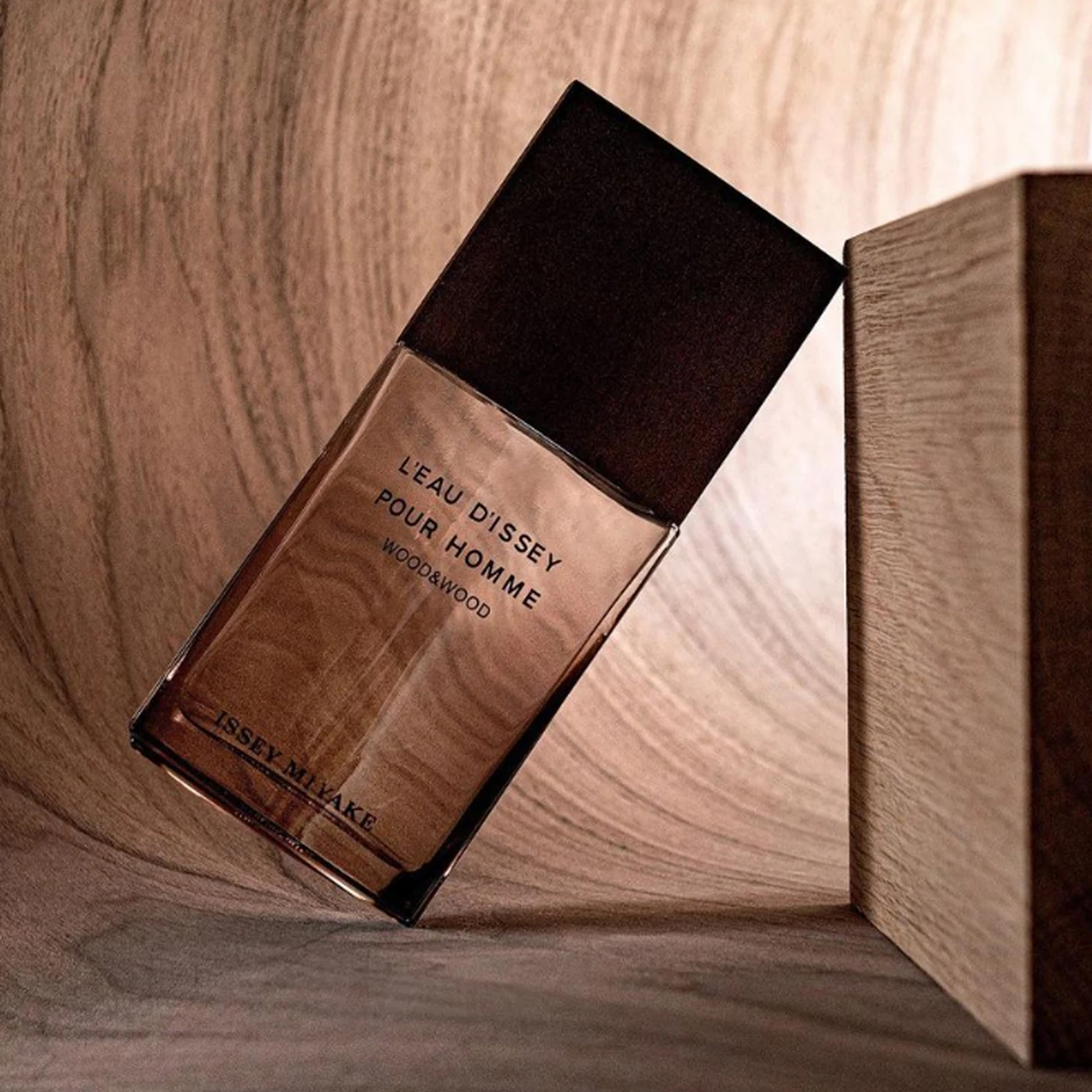 Issey-Miyake-L'eau-D'issey-Pour-Homme-Wood-&-Wood-EDP-04