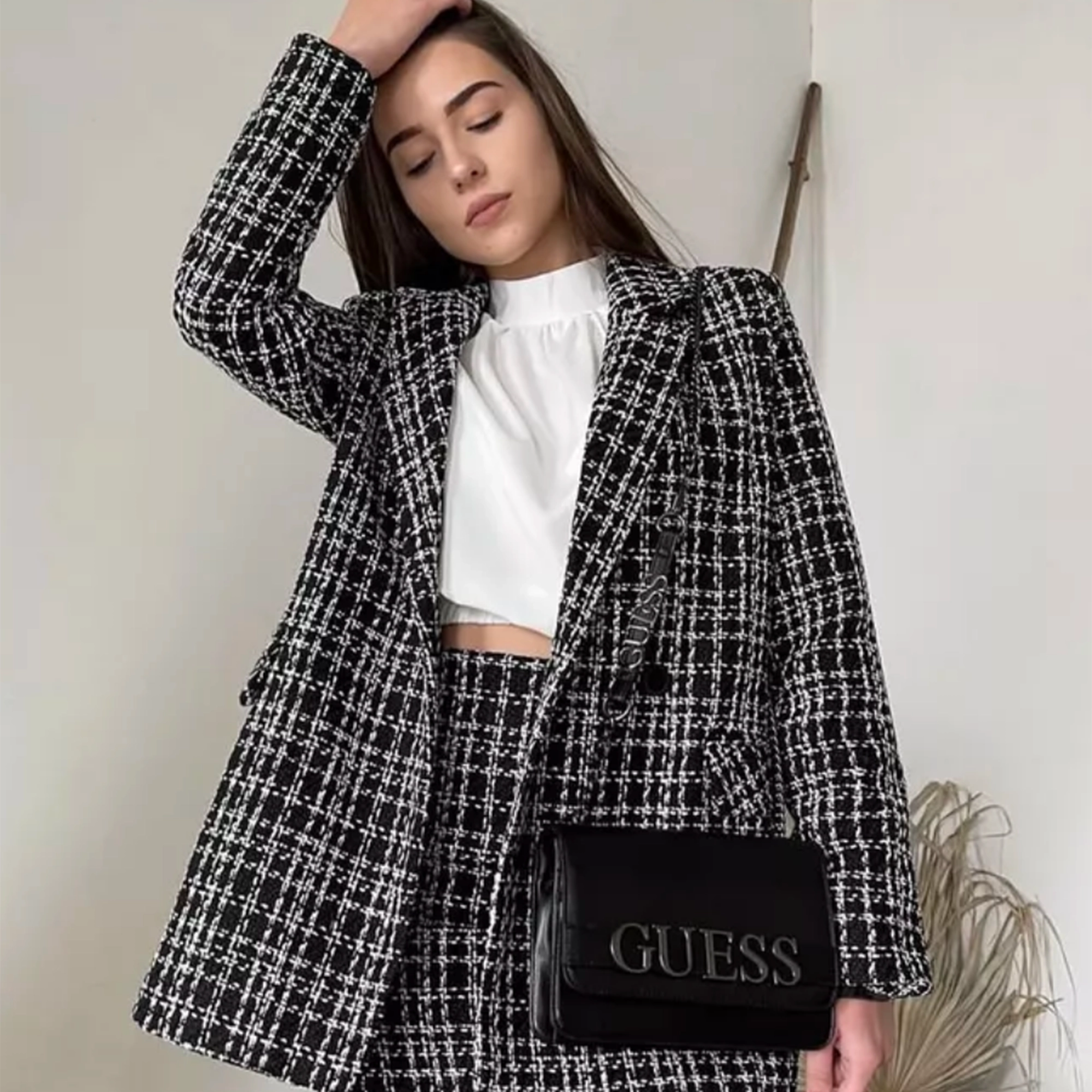 GUESS Factory Etereo Logo Black Crossbody-04