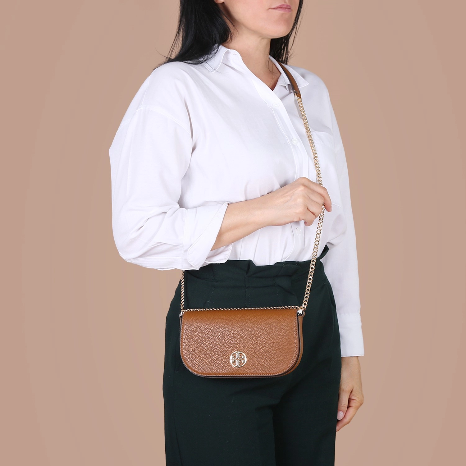 Toru Burch Chelsea Pebbled Crossbody Bag Black-08